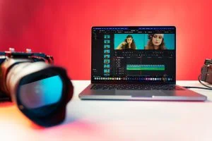 Video Camera and Laptop displaying video content optimisation for SEO